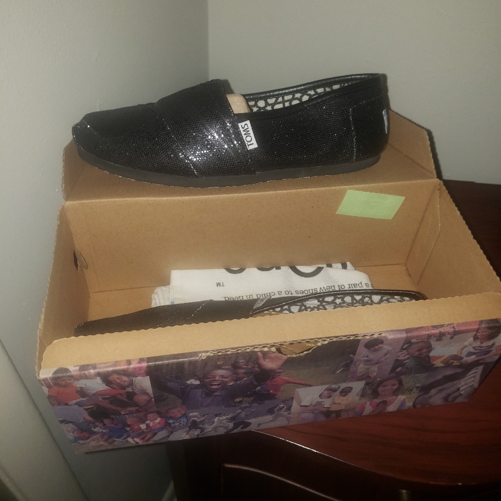 Brandnew toms